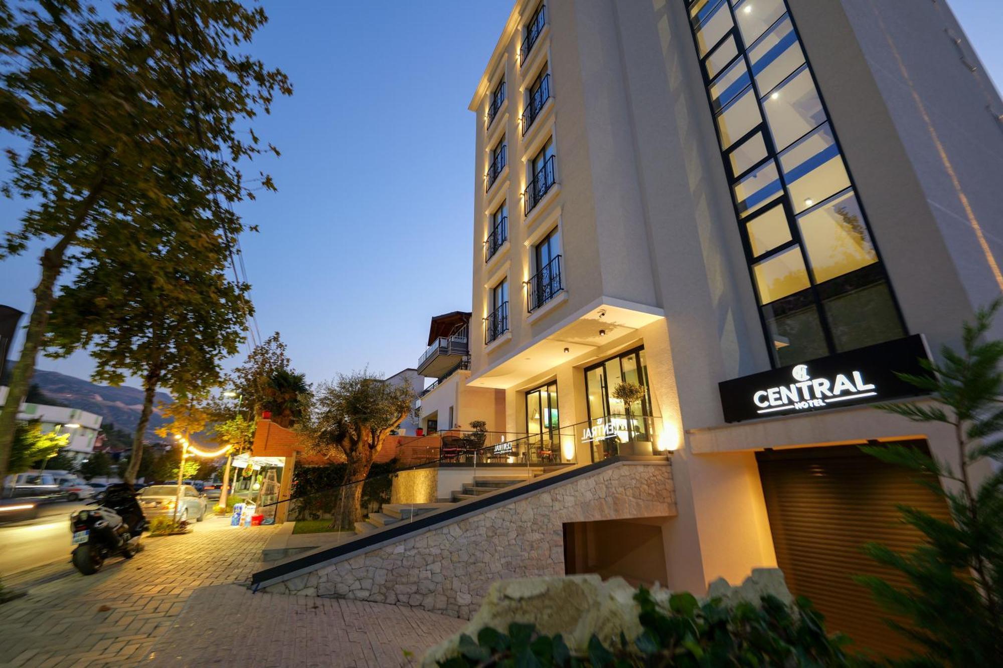 Vlorë Hotel Central מראה חיצוני תמונה